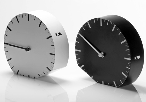 一个有单一功能的可爱的小钟插图1锦客设计服务-工业设计公司
